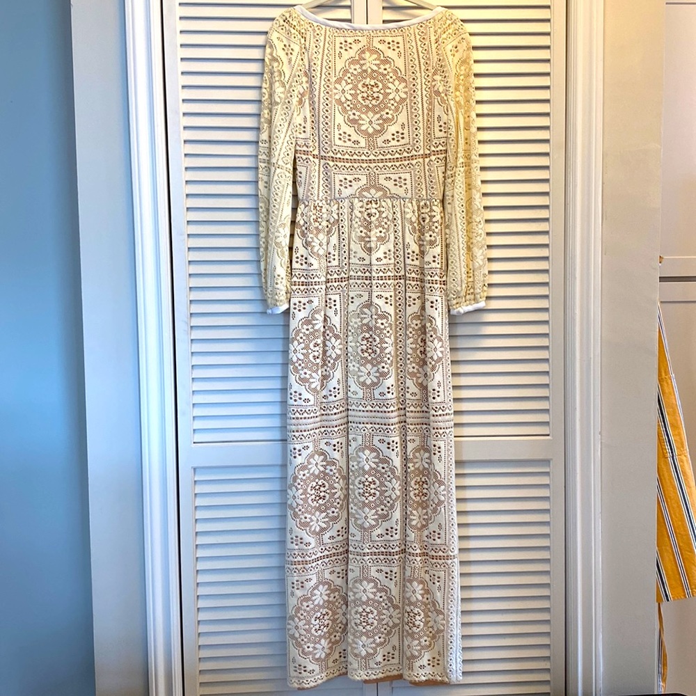 Vintage Eva Gabor for Estevez lace Dress. Circa 70’s So stunning!!!! - Picture 5 of 5